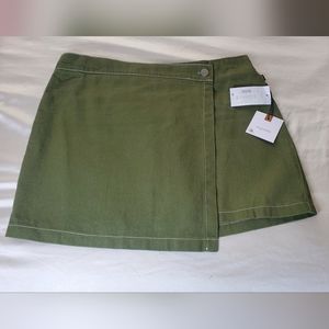 Dark green skirt from originality